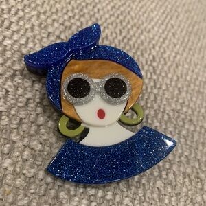 Stylish Blue and Gold Glitter Brooch